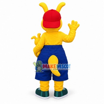 Yellow Kangaroo Mother Mascot Costume Yellow Kangaroo Mother Mascot Costume